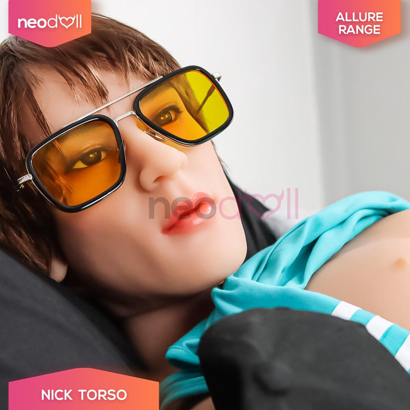 Neodoll Allure - MALE 150- Tête de poupée sexuelle - Compatible M16 - Hâlé video