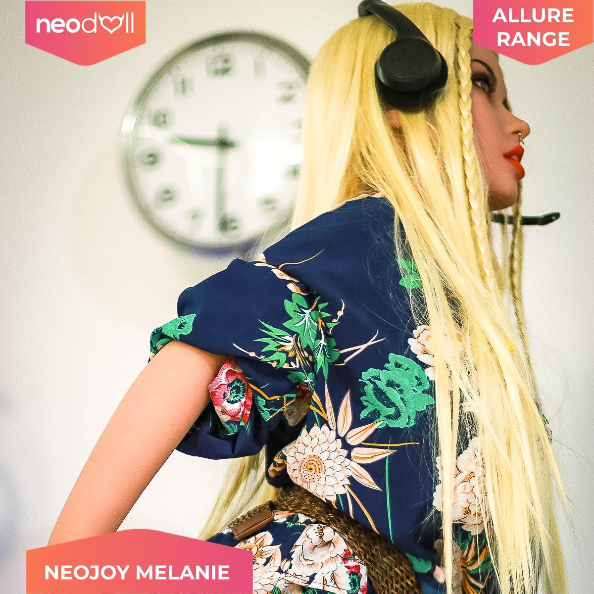 Neodoll Studios Allure Melanie - Poupée de Sexe Réaliste - 150cm - Bronzer