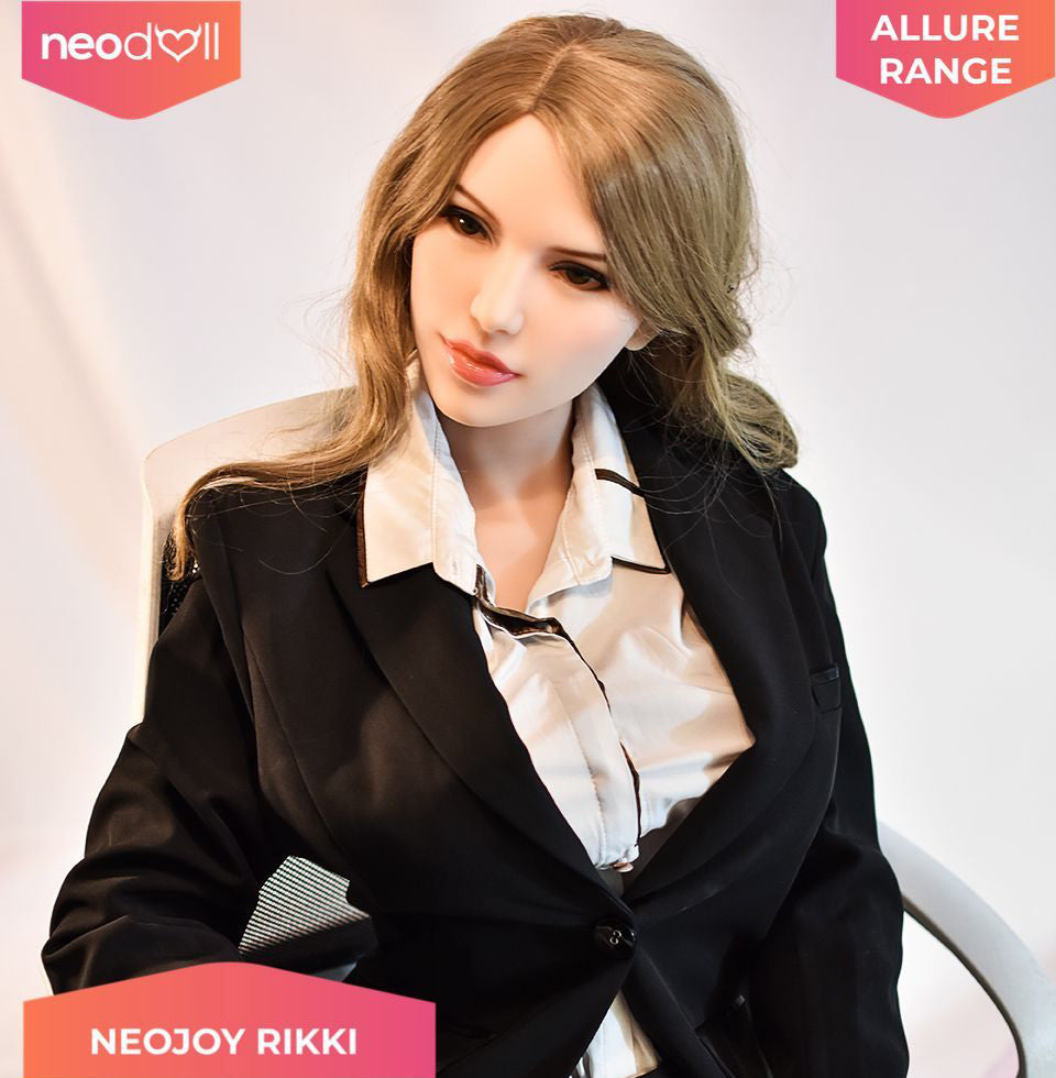 Neodoll Allure Rikki - Poupée de Sexe Réaliste - 165cm - Bronzer