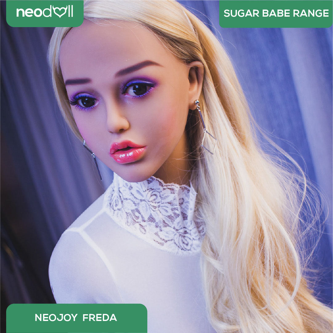 Neodoll Sugar Babe - Freda - Poupée de Sexe Réaliste - Utérus - 148cm - Bronzer