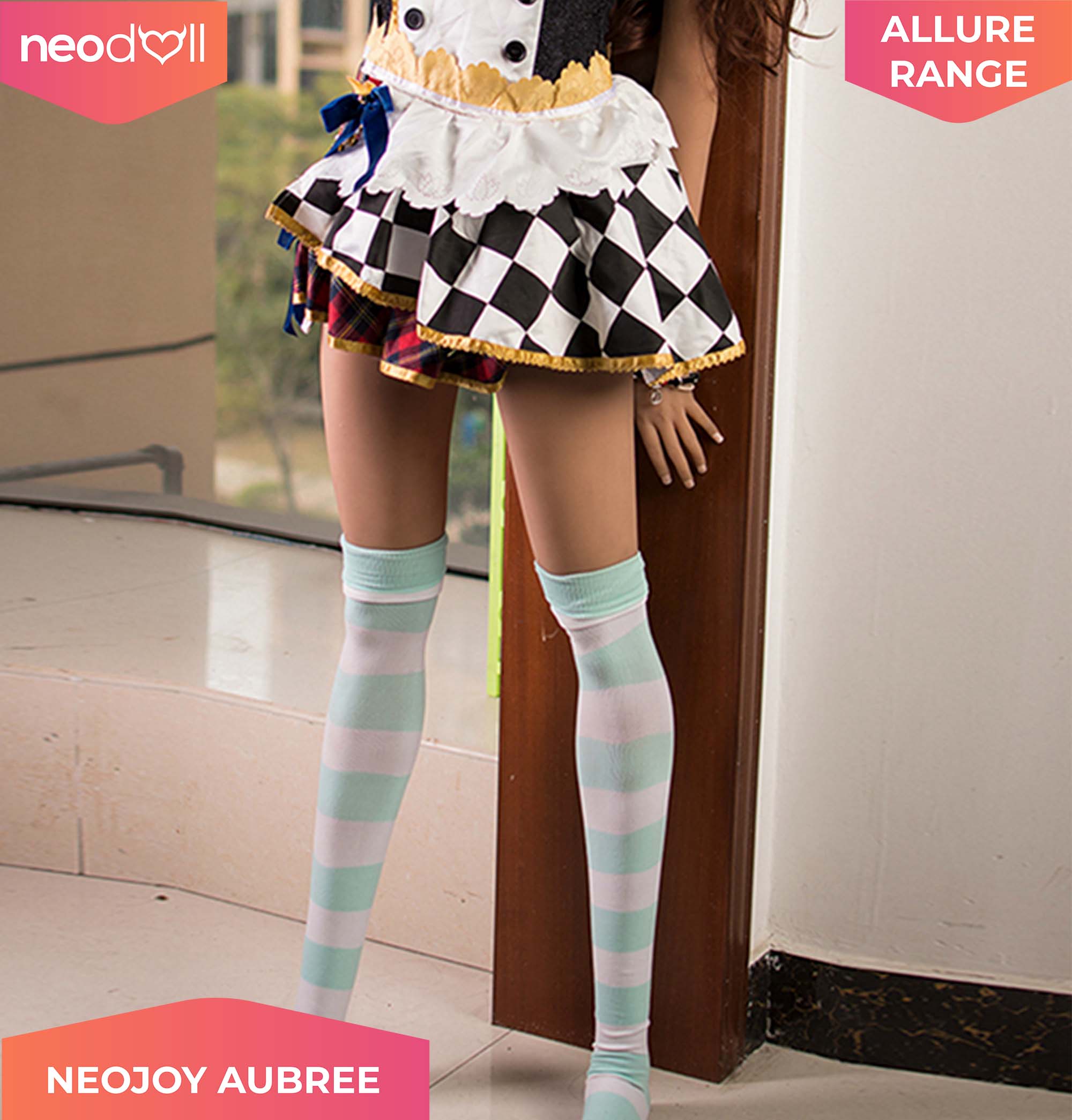 Neodoll Allure Aubree - Poupée de Sexe Réaliste - 165cm - Bronzer