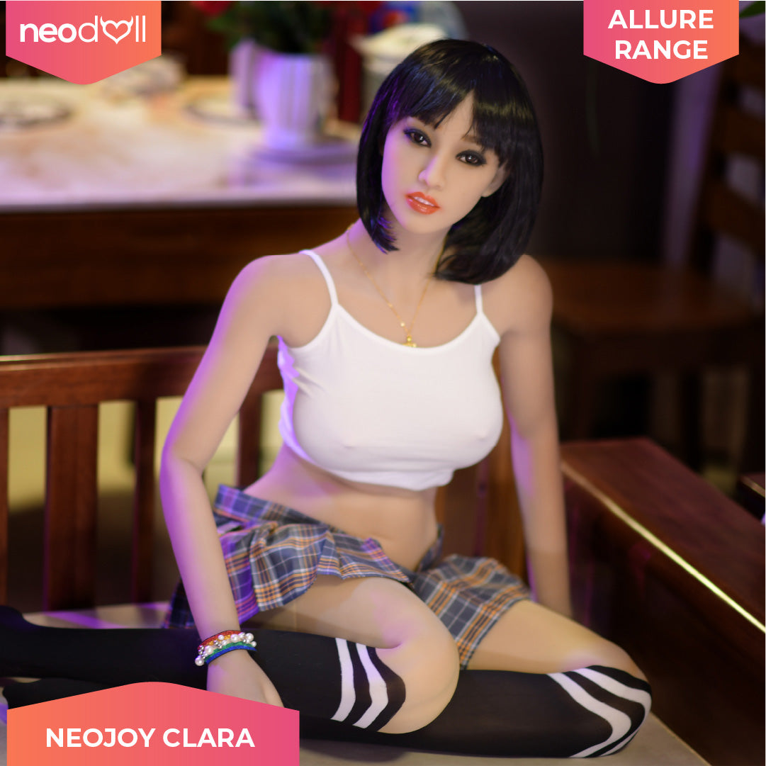 Neodoll Allure Clara - Poupée de Sexe Réaliste - 171cm - Bronzer