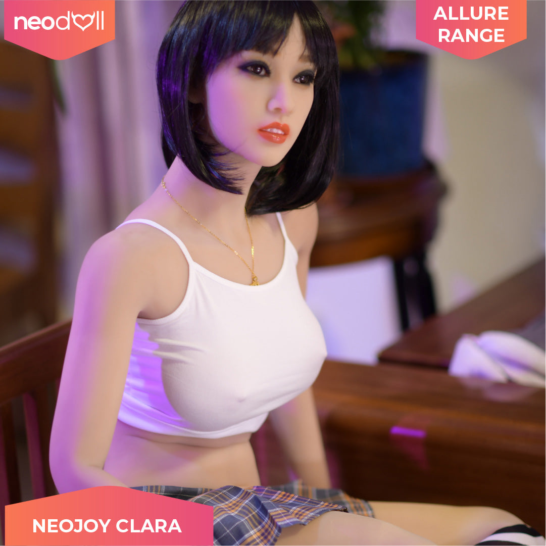Neodoll Allure Clara - Poupée de Sexe Réaliste - 171cm - Bronzer