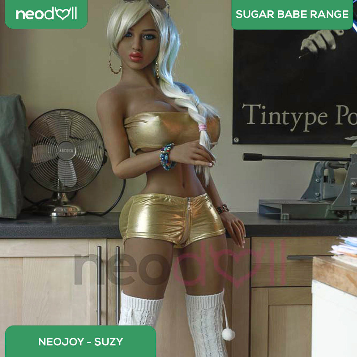 Neodoll Sugar Babe - Suzy - Poupée de Sexe Réaliste - 153cm - Bronzer