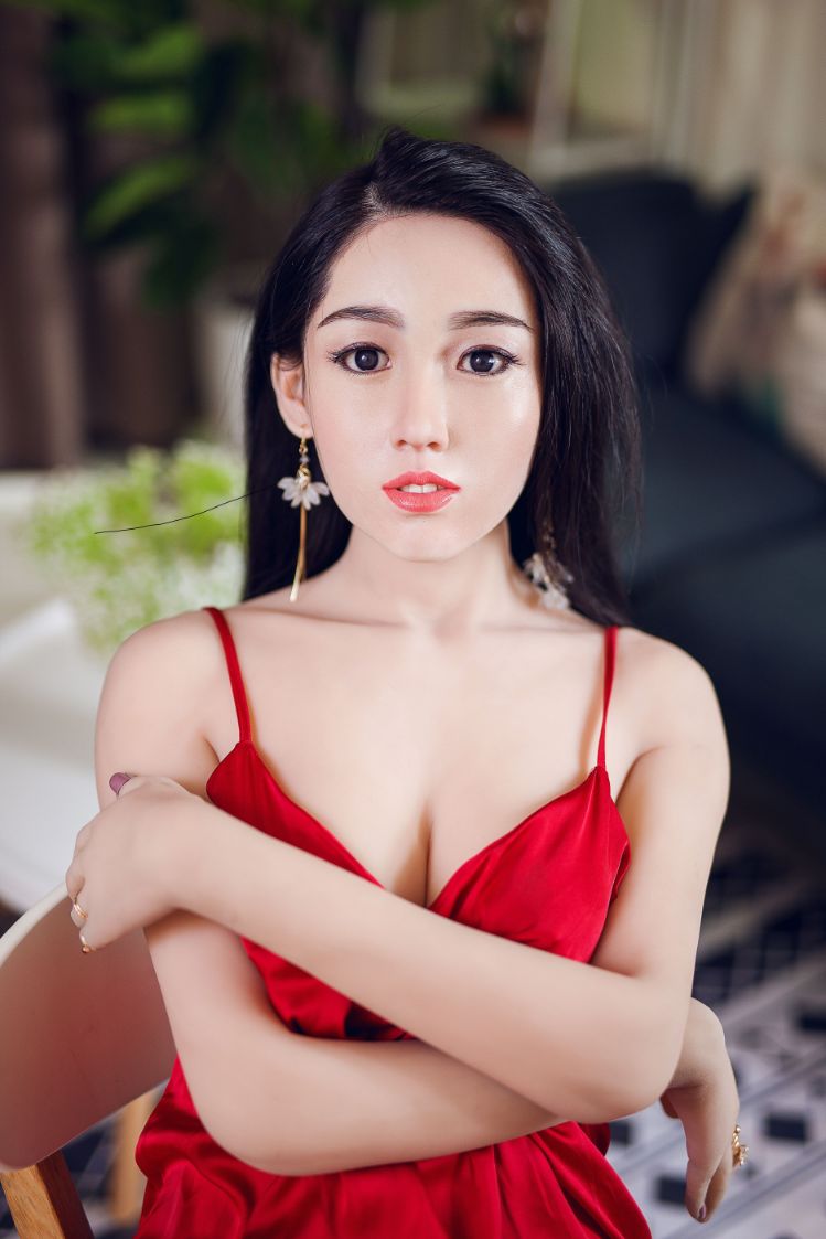XYDoll - Julia - Poupée de Sexe Hybride en TPE Silicone - 168cm - Cheveux Implémentés - Naturel