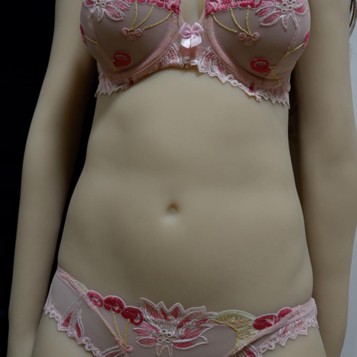 XYDoll - Isabel - Poupée de Sexe Hybride en TPE Silicone - 168cm - Naturel