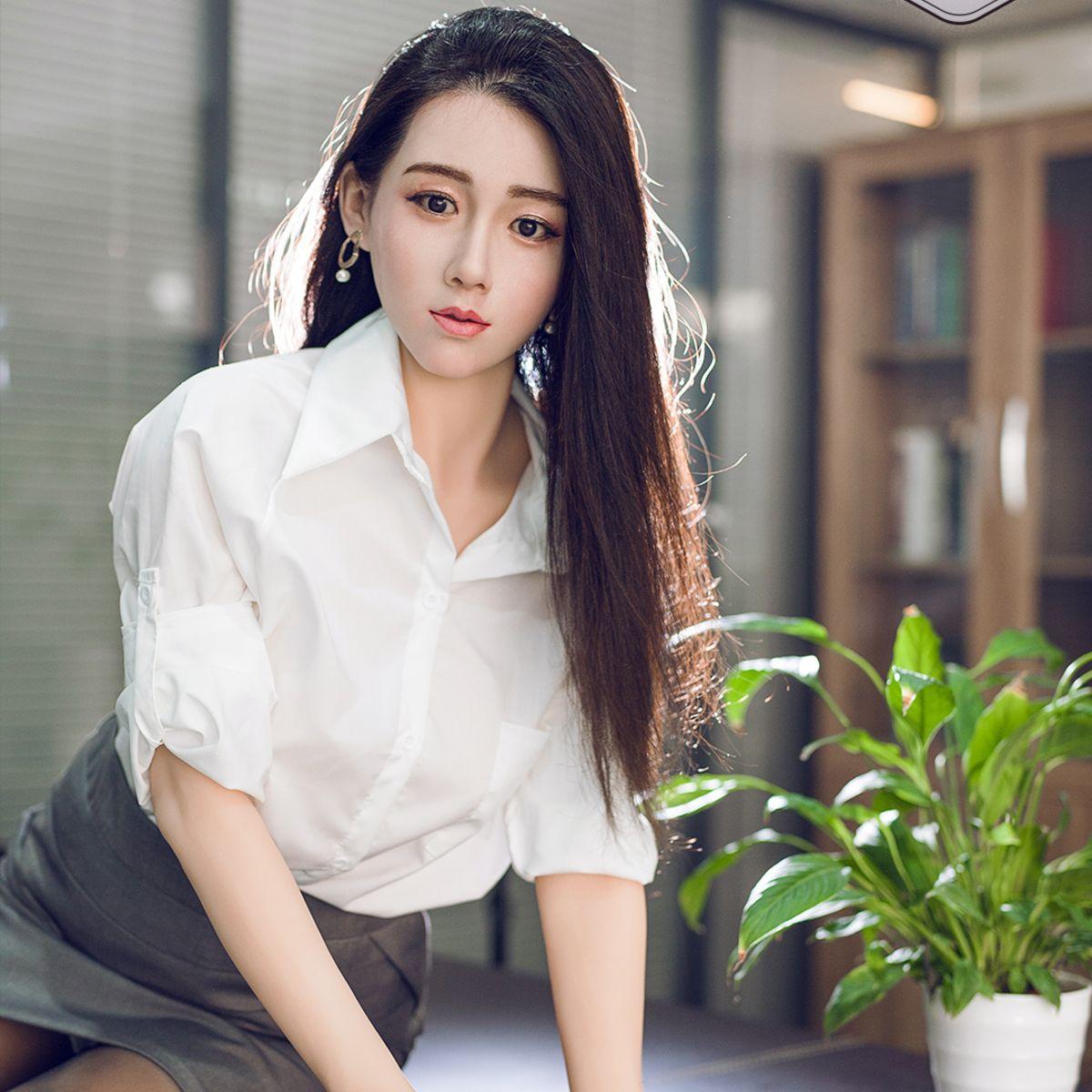 XYDoll - Leila - Poupée de Sexe Hybride en TPE Silicone - 168cm - Naturel