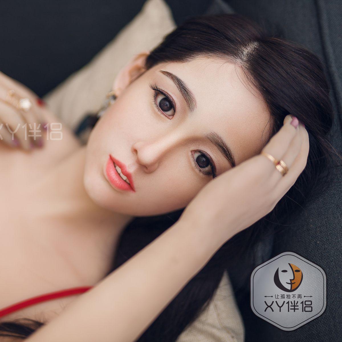 XYDoll - Julia - Poupée de Sexe Hybride en TPE Silicone - 170cm - Gel Sein - Naturel