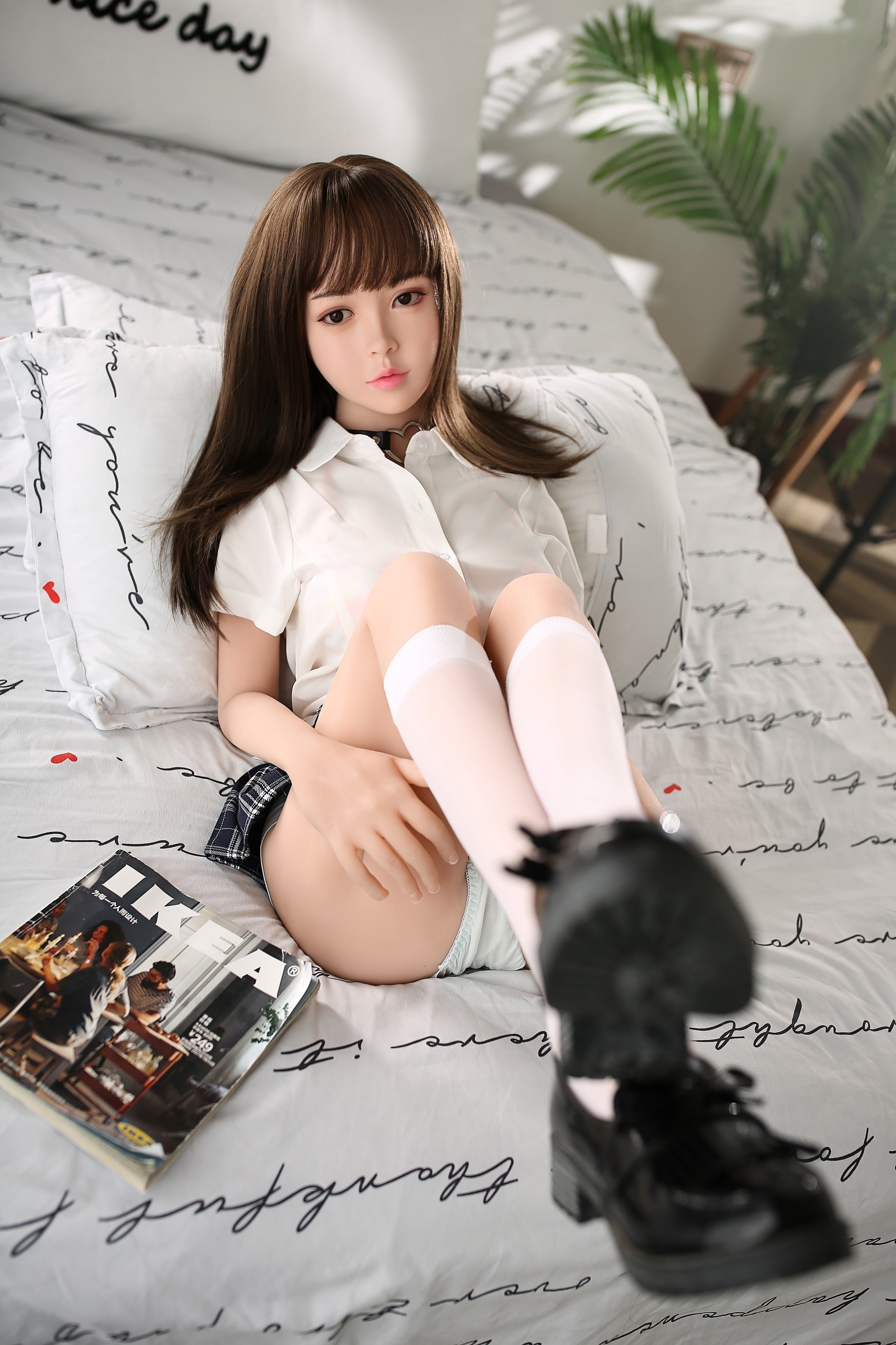 Neodoll Girlfriend Julia - Poupée de Sexe Hybride en TPE Silicone - 148cm - Naturel