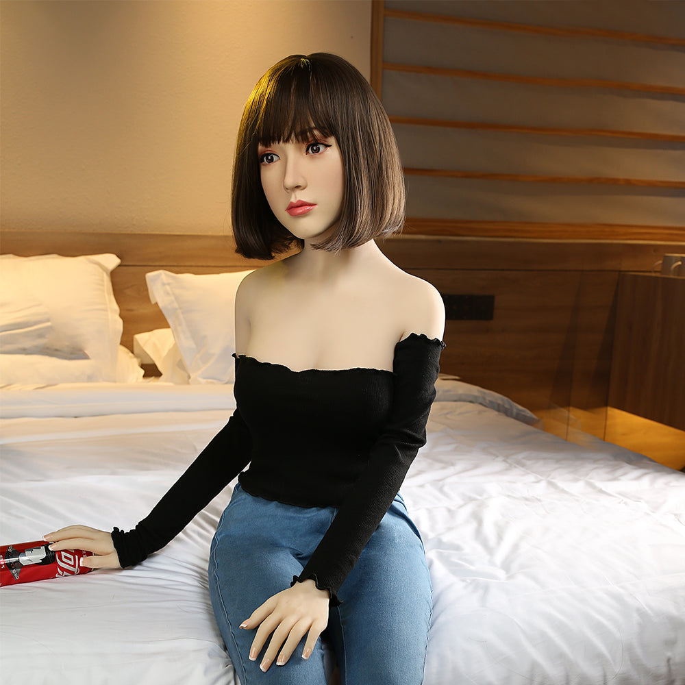 Neodoll Girlfriend Coraline - Poupée de Sexe Hybride en TPE Silicone - 157cm - Naturel