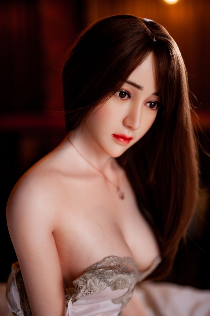 XYDoll - Denis - Poupée de Sexe Hybride en TPE Silicone - 158cm - Naturel
