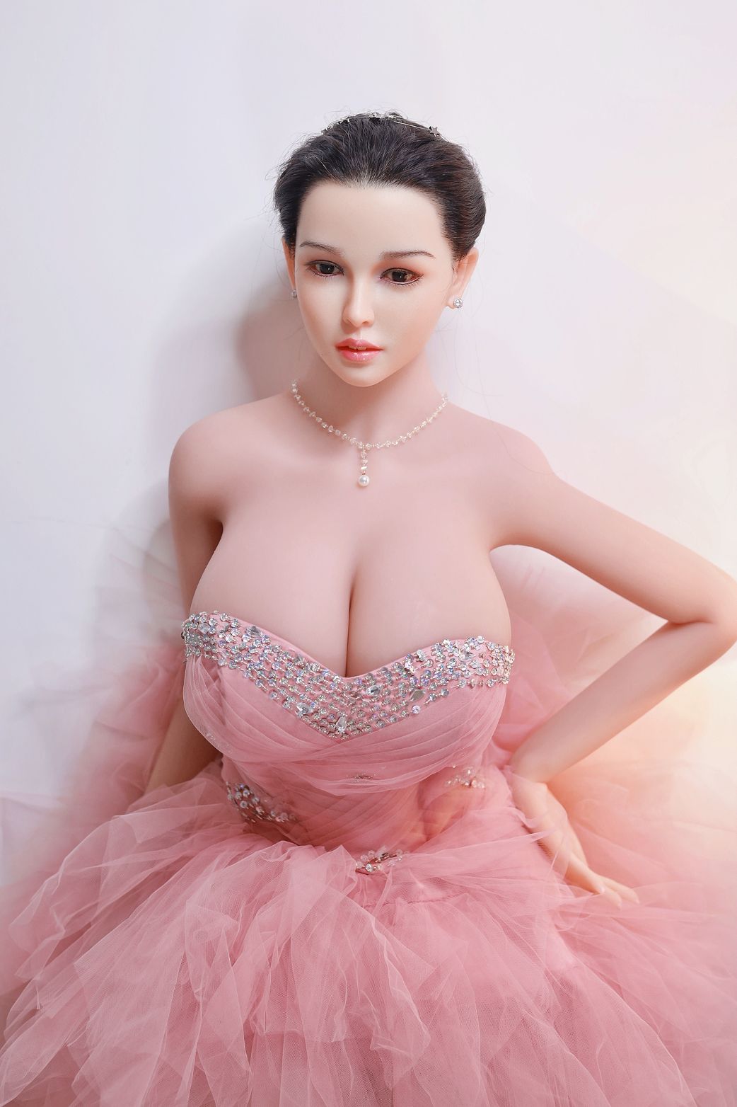 Neodoll Sugar Babe - Veronica - Poupée de Sexe Hybride en TPE Silicone - 157cm - Cheveux Implémentés - Gel Sein - Couleur Silicone