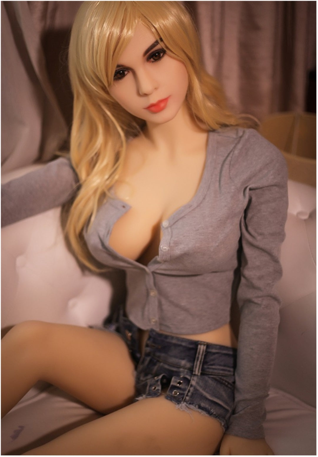 Neodoll Girlfriend Layla - Poupée de Sexe Réaliste - 158cm - Gel Sein - Bronzer