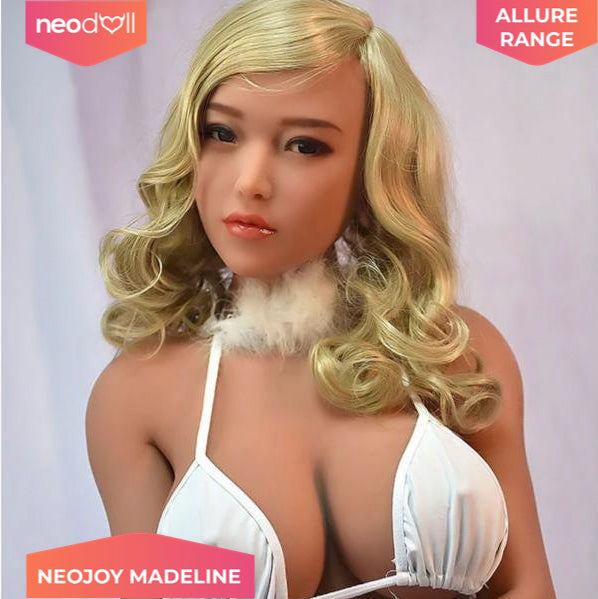 Neodoll Allure Madeline - Poupée de Sexe Réaliste - 165cm - Bronzer