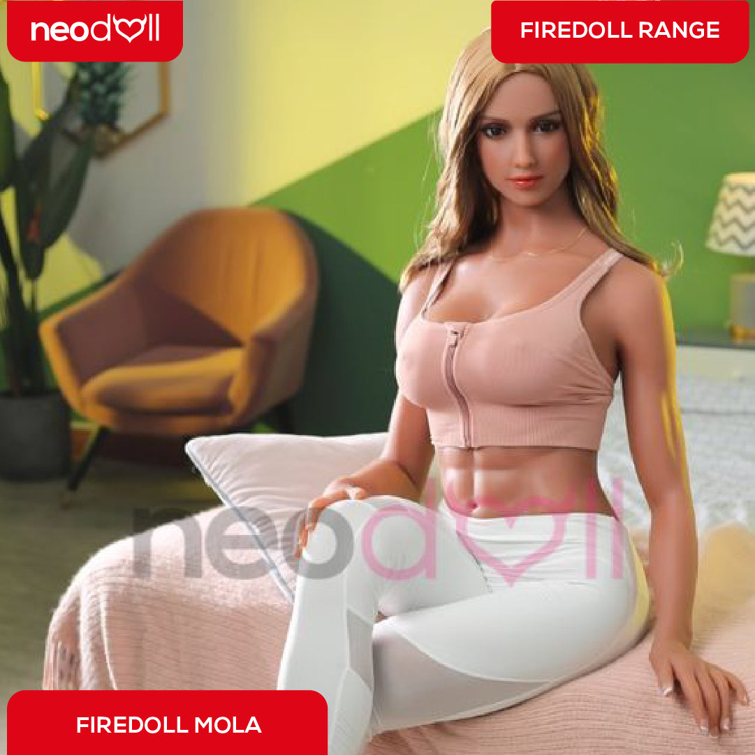 Fire Doll - Mola - Poupée de Sexe Réaliste - 164cm - Gel Sein - Bronzage Léger
