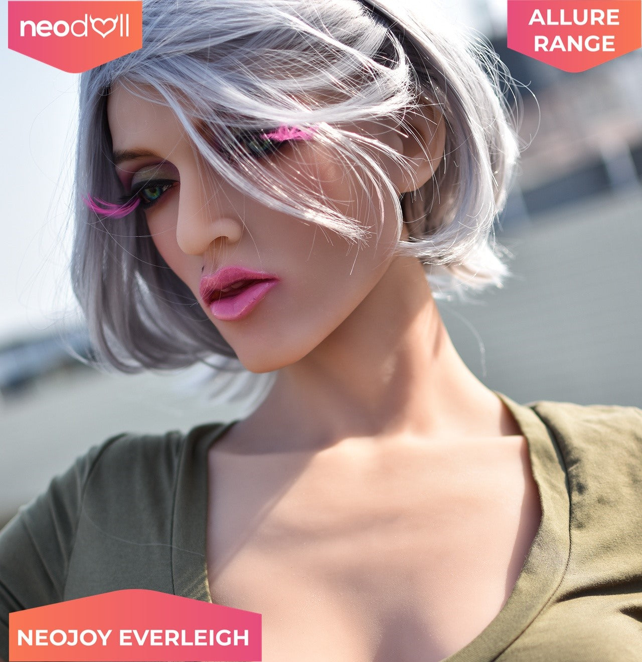 Neodoll Allure Everleigh - Poupée de Sexe Réaliste - 163cm - Bronzer