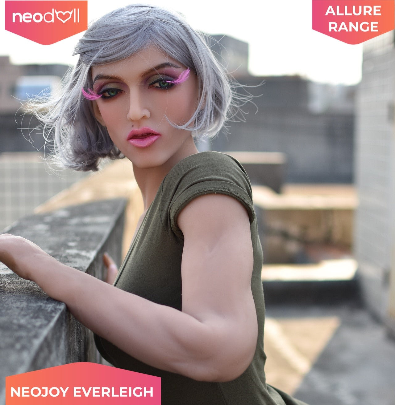 Neodoll Allure Everleigh - Poupée de Sexe Réaliste - 163cm - Bronzer