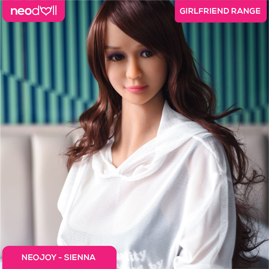 Neodoll Girlfriend - Sienna - Poupée de Sexe Réaliste - 158cm - Gel Sein - Bronzer