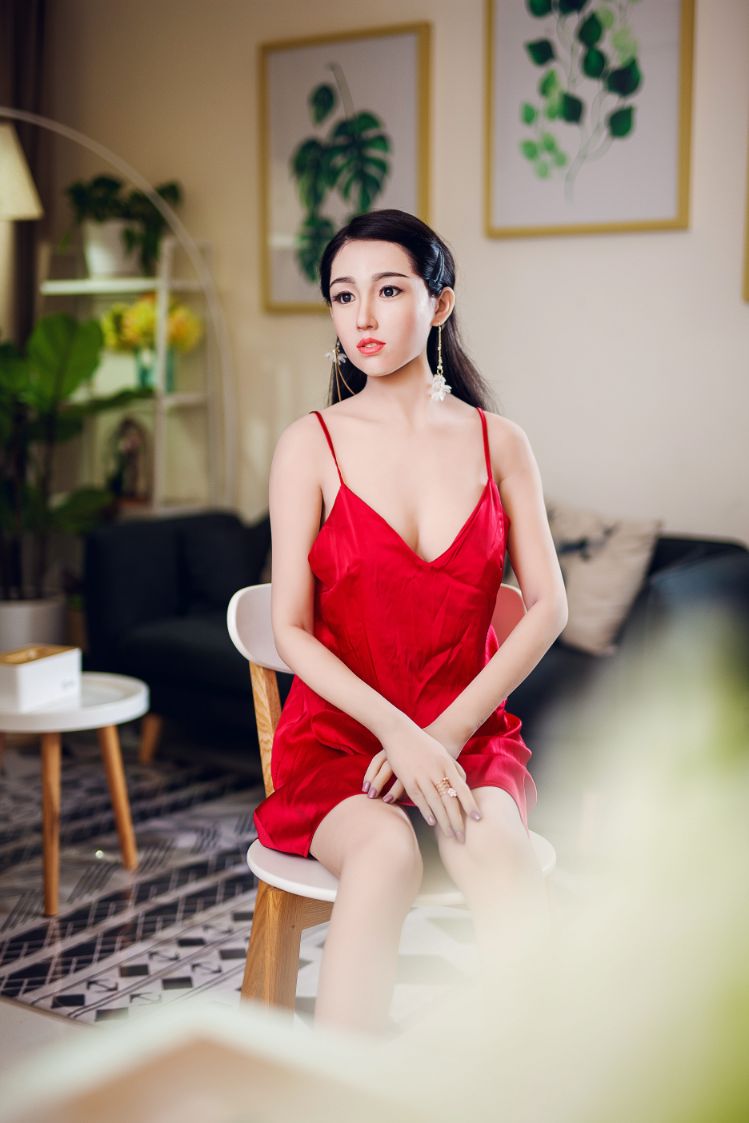 XYDoll - Julia - Poupée de Sexe Hybride en TPE Silicone - 168cm - Cheveux Implémentés - Naturel
