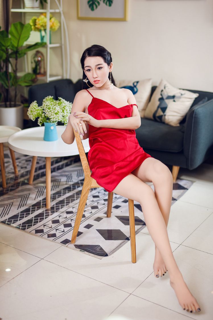 XYDoll - Julia - Poupée de Sexe Hybride en TPE Silicone - 168cm - Cheveux Implémentés - Naturel
