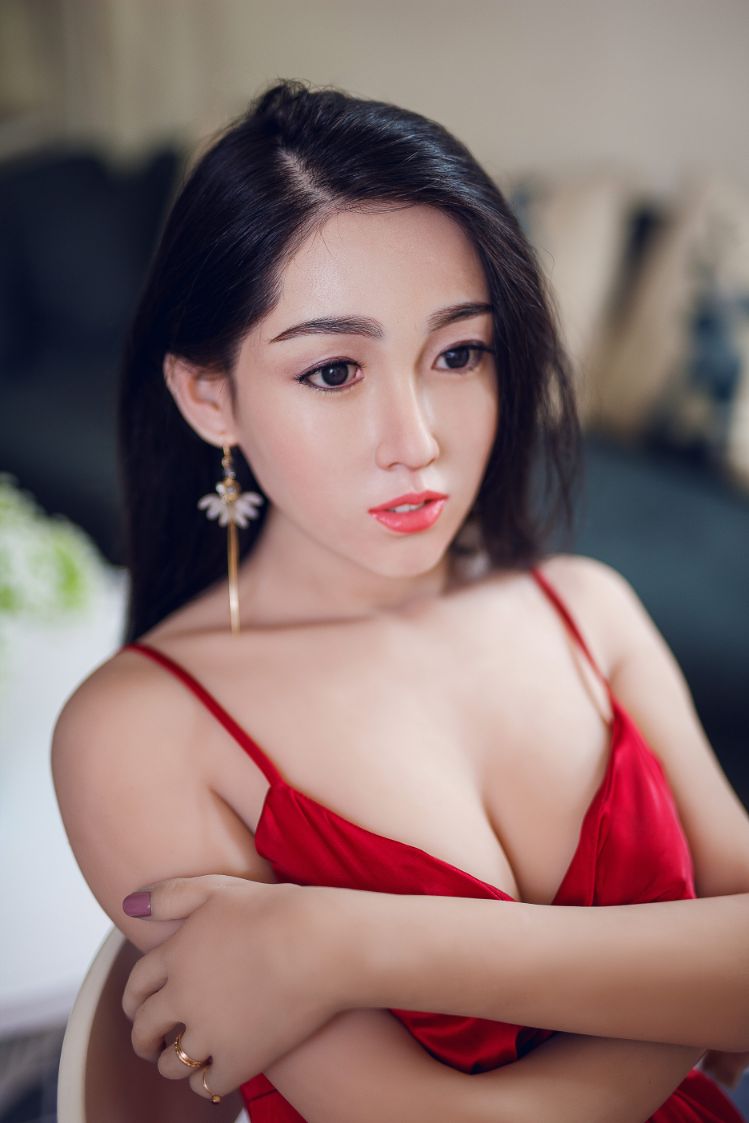 XYDoll - Julia - Poupée de Sexe Hybride en TPE Silicone - 168cm - Cheveux Implémentés - Naturel