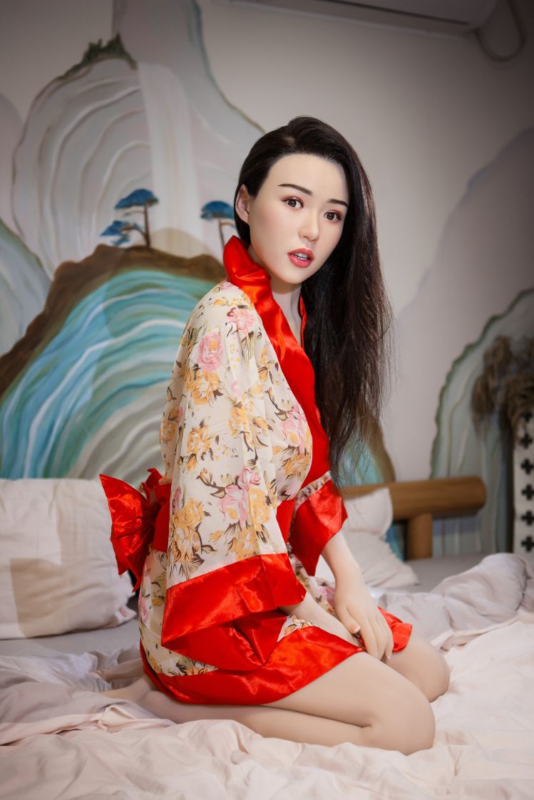 XYDoll - BeiBei - Poupée de Sexe Hybride en TPE Silicone - 168cm - Cheveux Implémentés - Naturel
