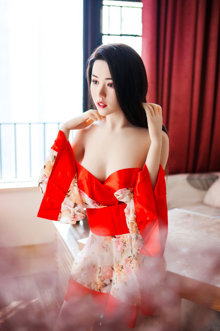XYDoll - BeiBei - Poupée de Sexe Hybride en TPE Silicone - 168cm - Cheveux Implémentés - Naturel